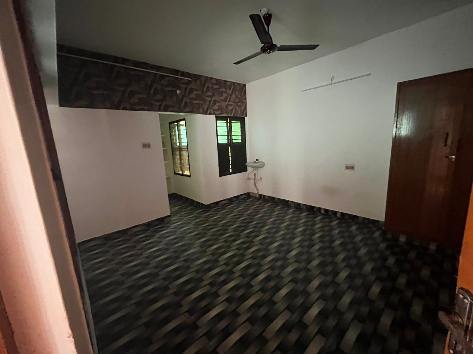 A room at the Techmaax Reddiyarpalayam centre